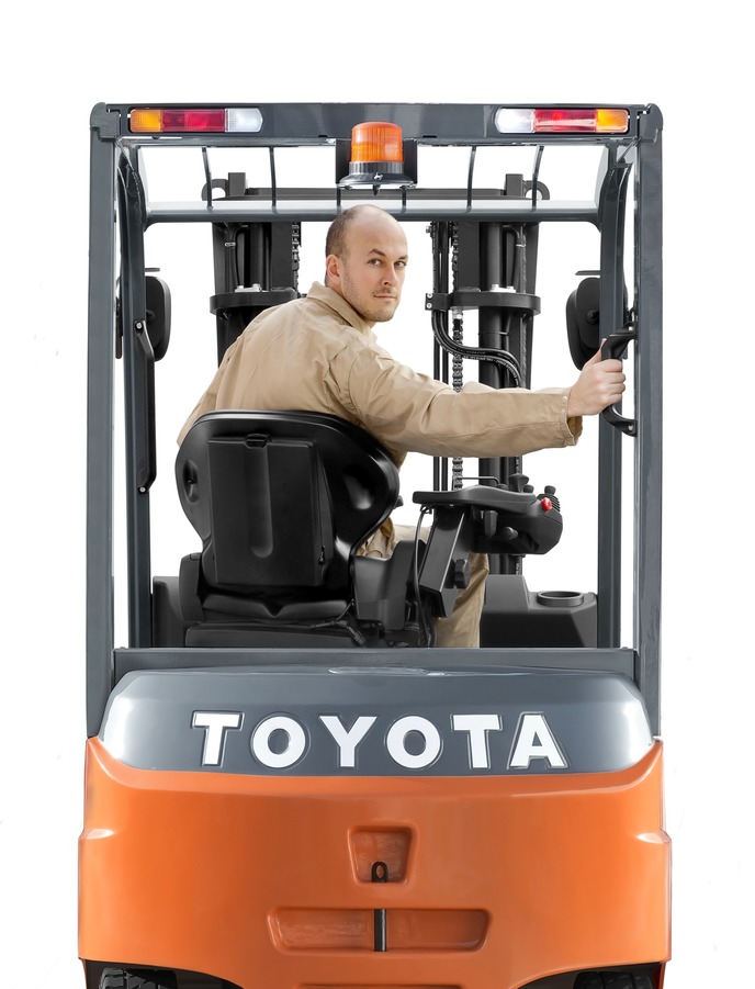 9FBM25T traigo 80 backward v2